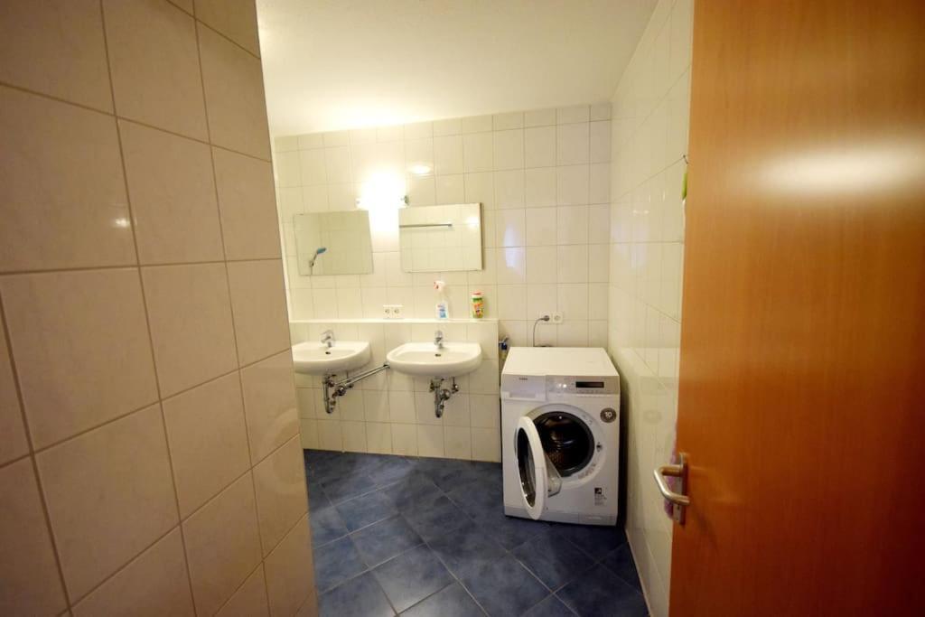 Nestwerk Raumwunder K9-13 - Aufzug, Viel Platz & Am Wieland-Park Biberach an der Riß Buitenkant foto
